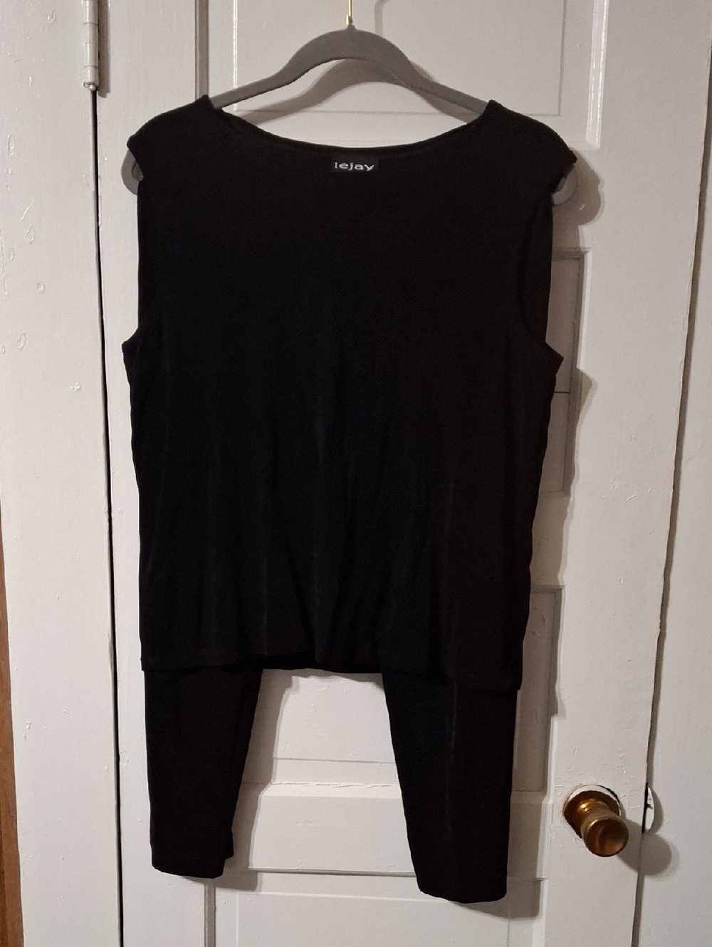 LeJAY Black Sleeveless Layered Hem Tank Top With Pants (Mis214)